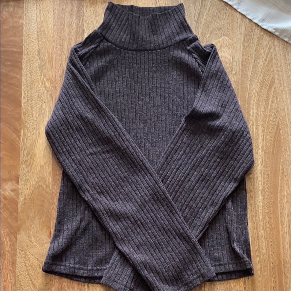 NWT Mock Turtleneck